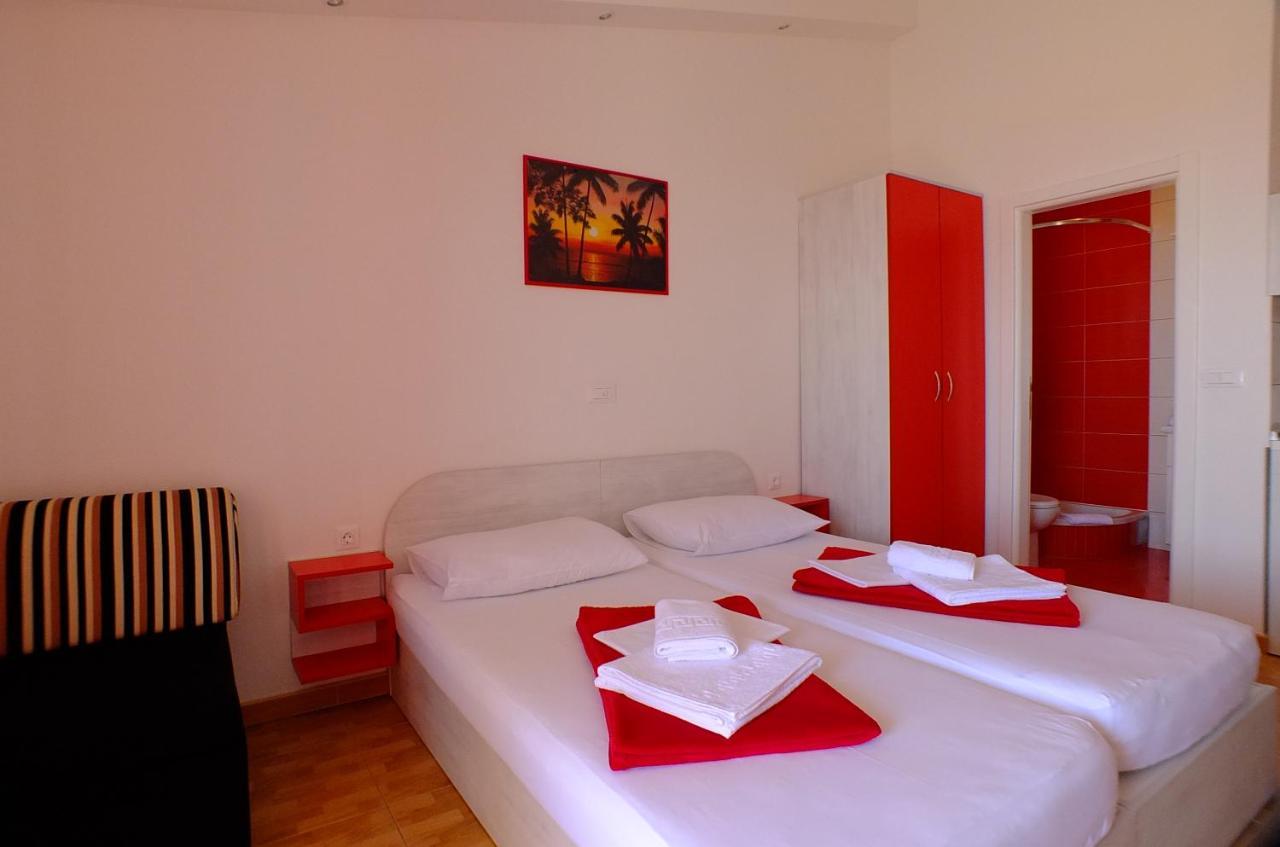 Grey House Apartment Makarska Exterior photo